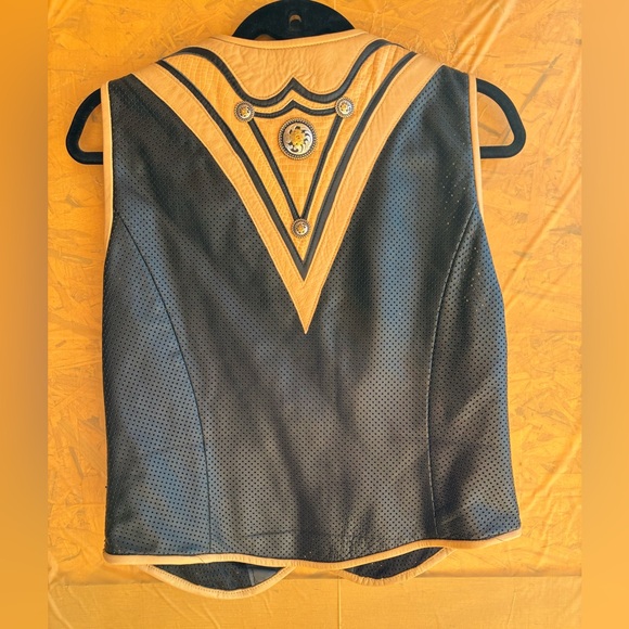 Trisha DeHall Custom Designed Leather Vest Size Medium - Picture 5 of 5